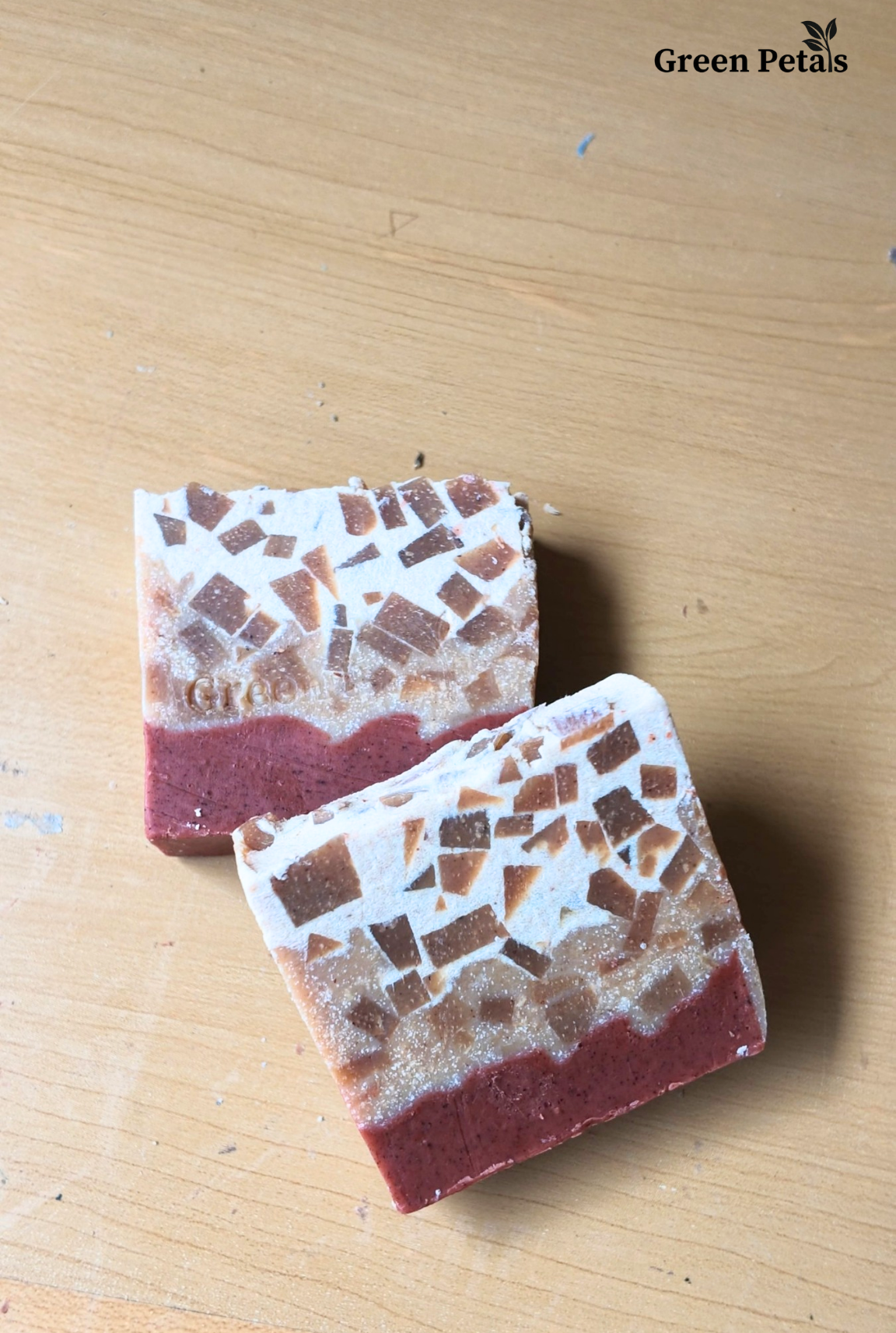 Manjistha & Nalangu Maavu Soap - Image 4