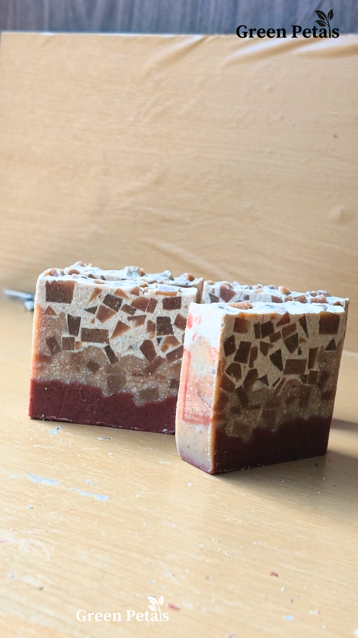 Manjistha & Nalangu Maavu Soap - Image 2